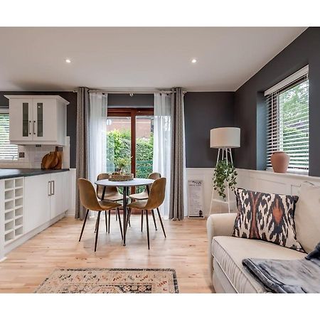 Central Belfast Apartments Windsor ภายนอก รูปภาพ