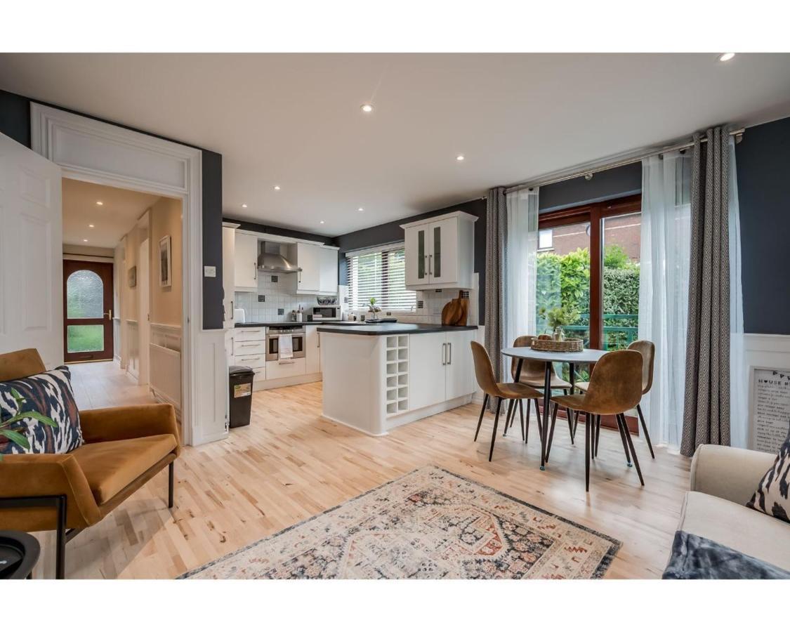 Central Belfast Apartments Windsor ภายนอก รูปภาพ